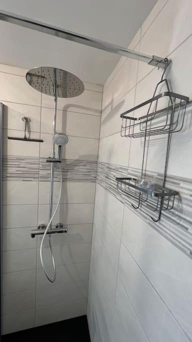 Le Nid Champenois Daire Reims Dış mekan fotoğraf