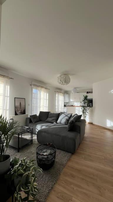 Le Nid Champenois Daire Reims Dış mekan fotoğraf